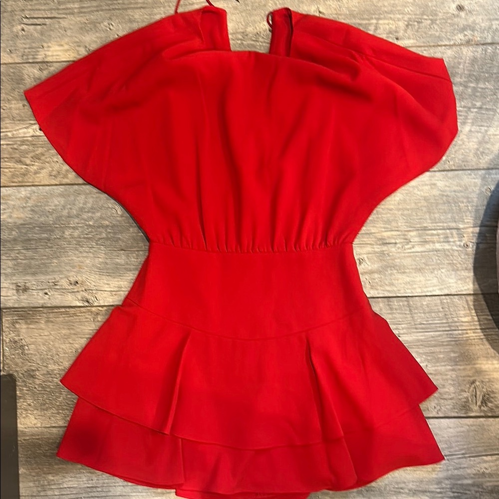 NWT Alice + Olivia Palmira Flounce Ruby 4